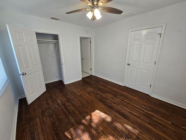1734 39TH STREET S, St Petersburg, FL 33711