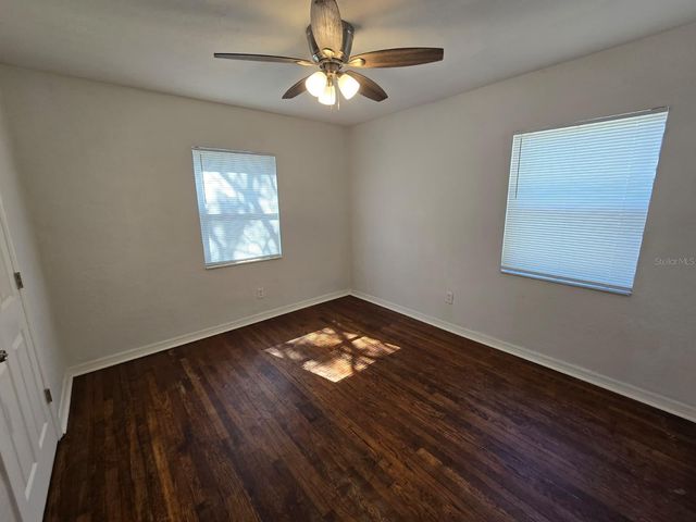 1734 39TH STREET S, St Petersburg, FL 33711