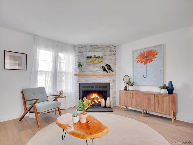 9658 W Chatfield Ave D, Littleton, CO 80128