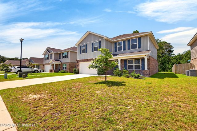 62 Saltmeadow Circle, Ocean Springs, MS 39564
