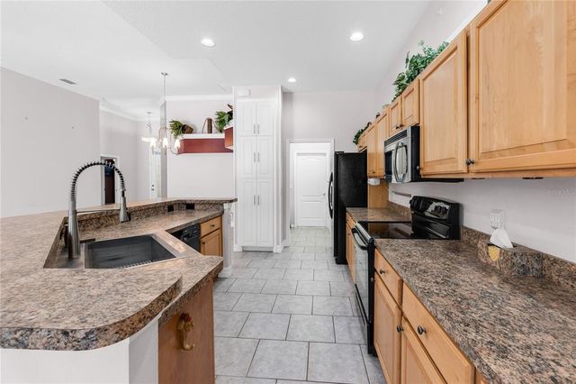 135 TALL TREES COURT, Sarasota, FL 34232