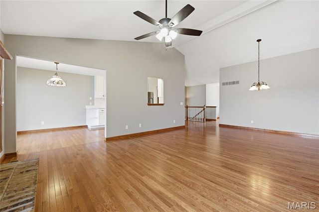 4 McKinley Pointe Court, St Charles, MO 63301