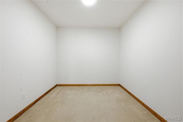 4 McKinley Pointe Court, St Charles, MO 63301