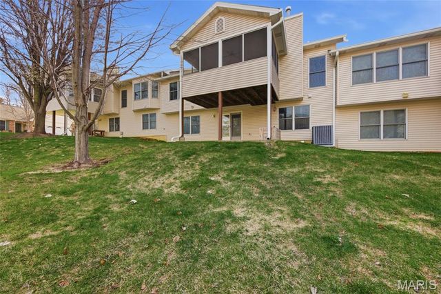 4 McKinley Pointe Court, St Charles, MO 63301