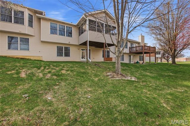 4 McKinley Pointe Court, St Charles, MO 63301