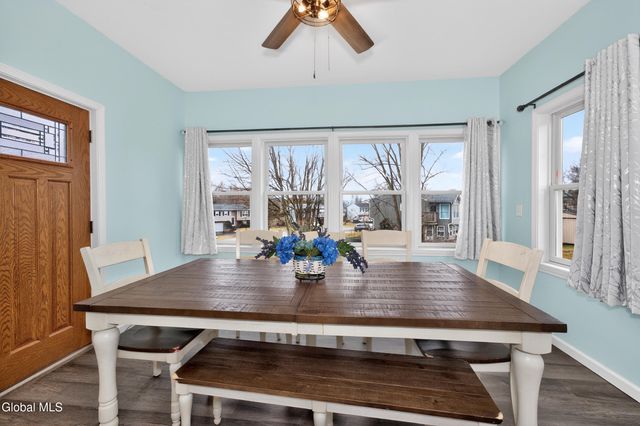 15 Castle Drive, Stillwater, NY 12170