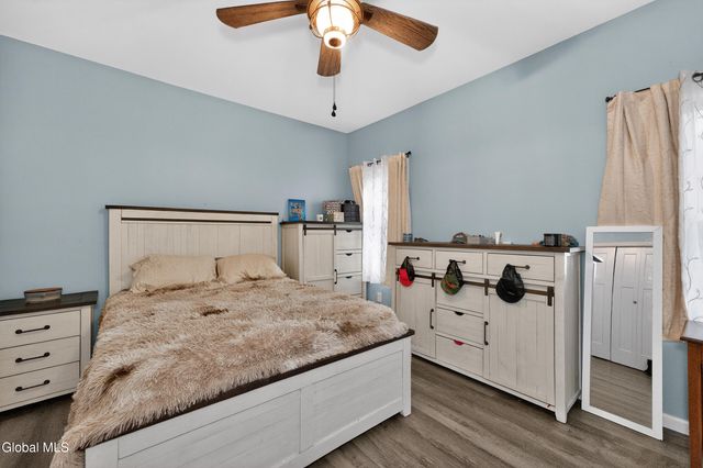 15 Castle Drive, Stillwater, NY 12170