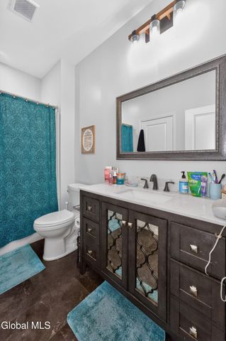 15 Castle Drive, Stillwater, NY 12170