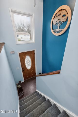 15 Castle Drive, Stillwater, NY 12170