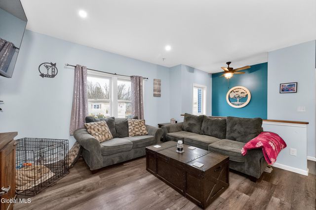 15 Castle Drive, Stillwater, NY 12170