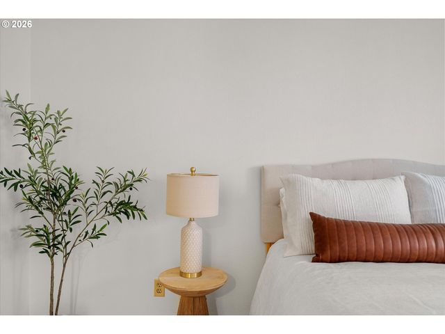 14632 Sw GRAYLING Ln, Beaverton, OR 97007