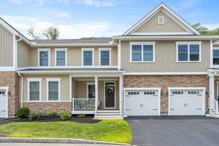 100 Baldwin Ave 2, Woburn, MA 01801