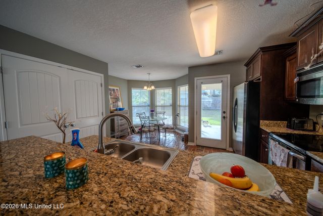 13691 Lawton Lane, Gulfport, MS 39503