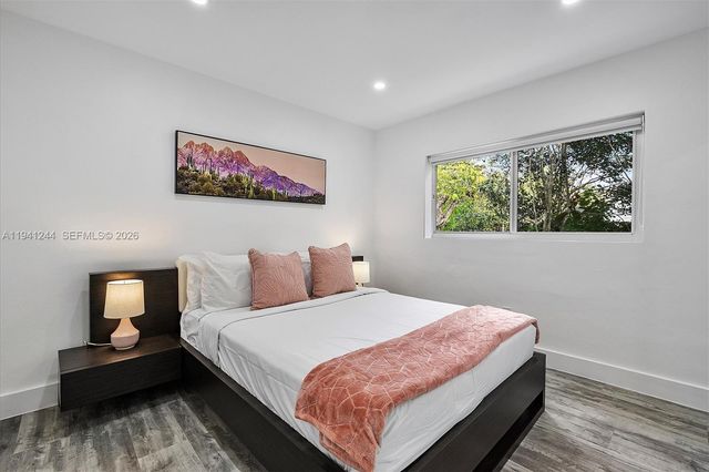 10361 SW 119th St, Miami, FL 33176