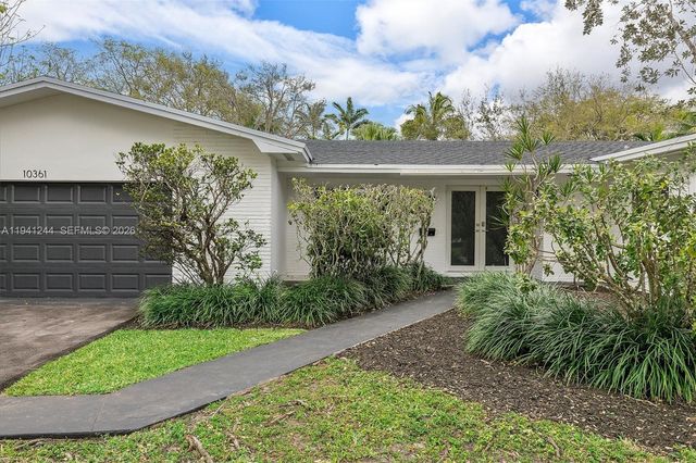 10361 SW 119th St, Miami, FL 33176