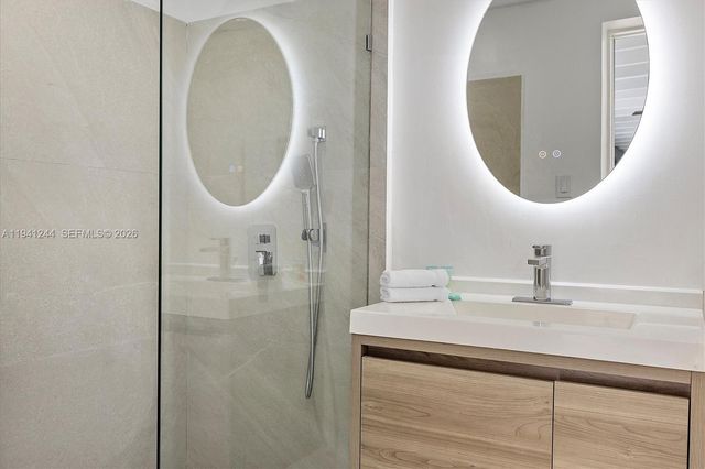 10361 SW 119th St, Miami, FL 33176