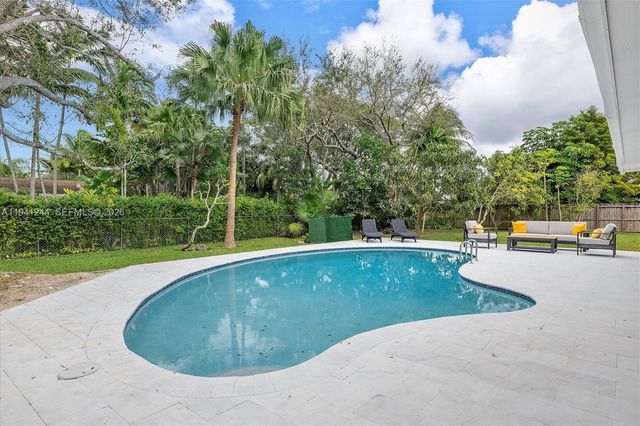 10361 SW 119th St, Miami, FL 33176