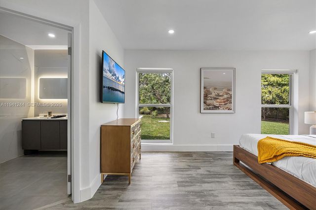 10361 SW 119th St, Miami, FL 33176