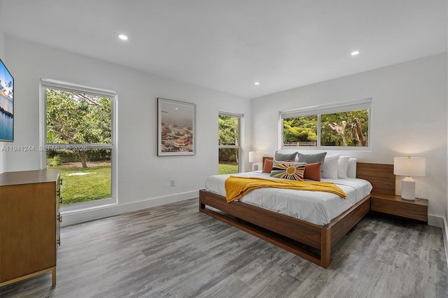 10361 SW 119th St, Miami, FL 33176