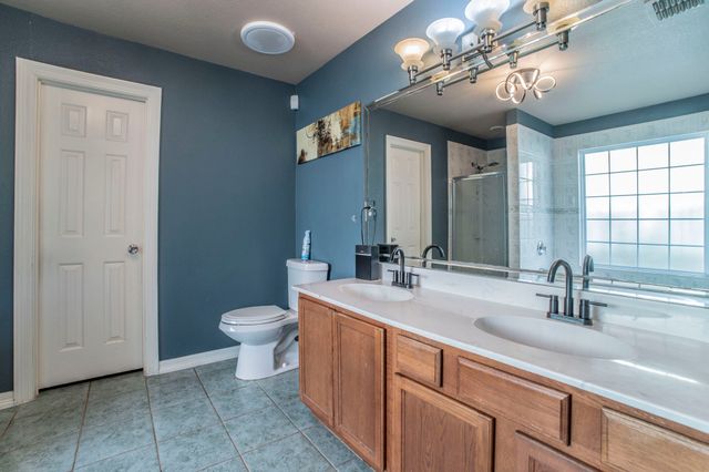 3934 Harlingen Street, Dallas, TX 75212