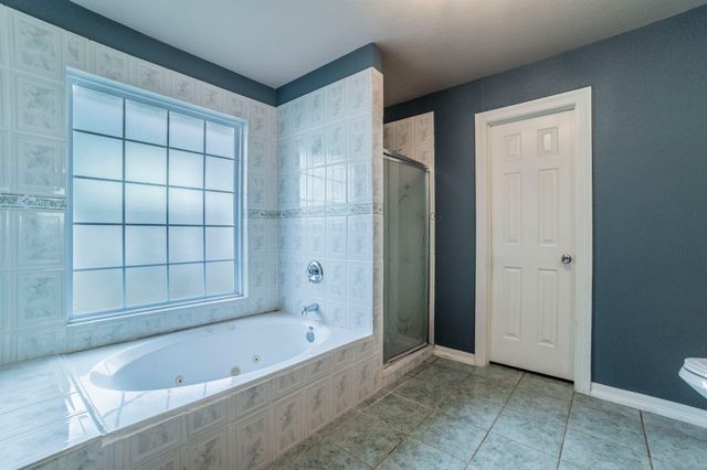 3934 Harlingen Street, Dallas, TX 75212