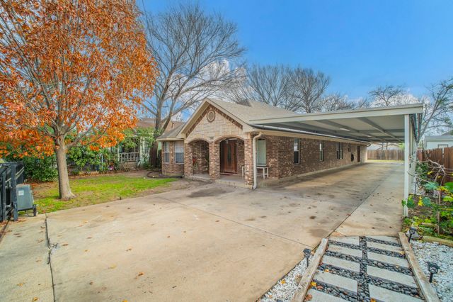 3934 Harlingen Street, Dallas, TX 75212