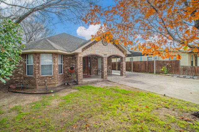 3934 Harlingen Street, Dallas, TX 75212