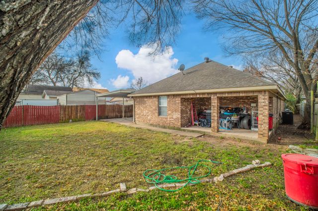 3934 Harlingen Street, Dallas, TX 75212