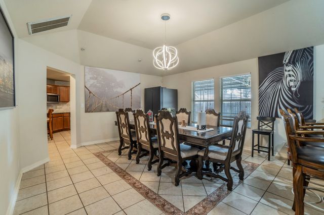 3934 Harlingen Street, Dallas, TX 75212