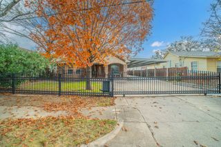 3934 Harlingen Street, Dallas, TX 75212
