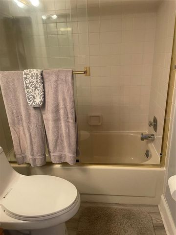 5724 LA PUERTA DEL SOL BOULEVARD 248, St Petersburg, FL 33715