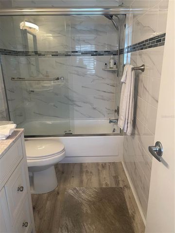 5724 LA PUERTA DEL SOL BOULEVARD 248, St Petersburg, FL 33715
