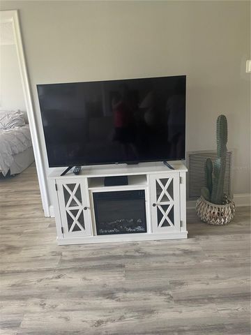 5724 LA PUERTA DEL SOL BOULEVARD 248, St Petersburg, FL 33715