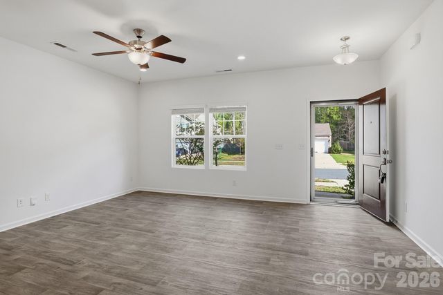 4225 Stockbrook Drive, Charlotte, NC 28215