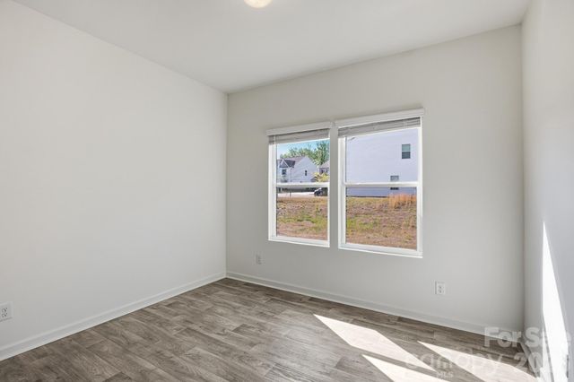 4225 Stockbrook Drive, Charlotte, NC 28215