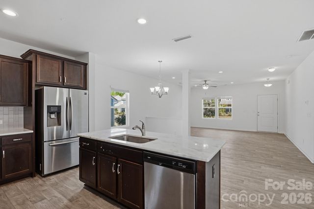 4225 Stockbrook Drive, Charlotte, NC 28215