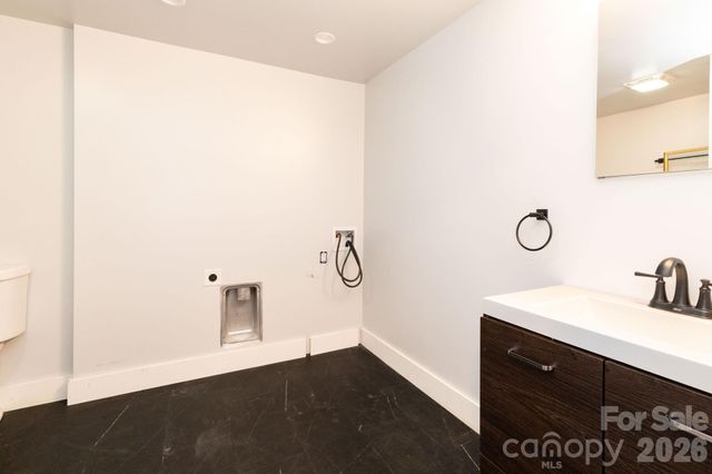 1009 Sharon Ridge Road, Fairview, NC 28730