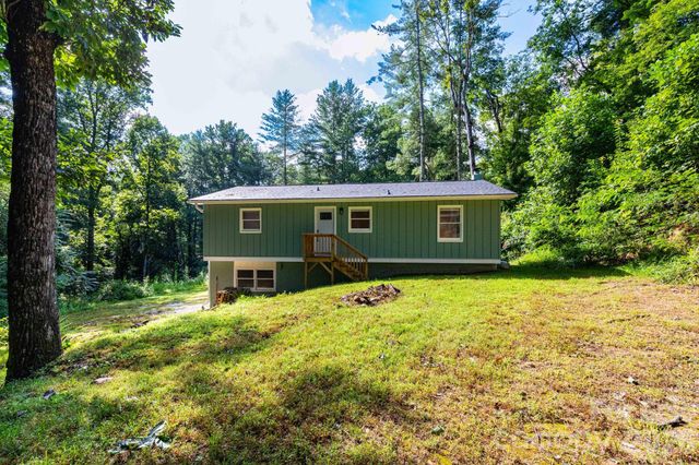 1009 Sharon Ridge Road, Fairview, NC 28730