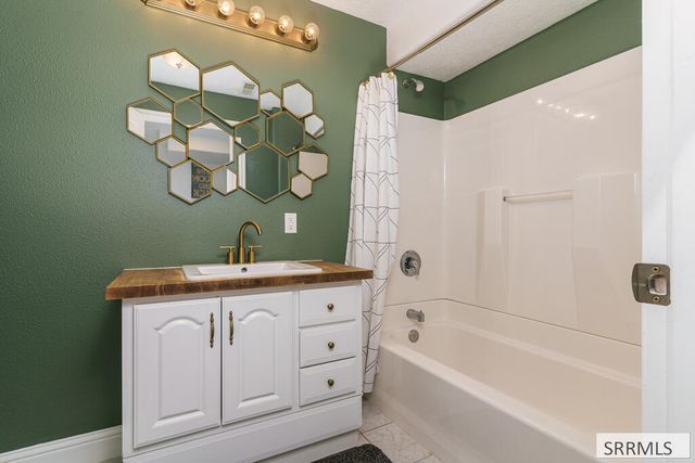 2387 Gail Drive, Pocatello, ID 83201