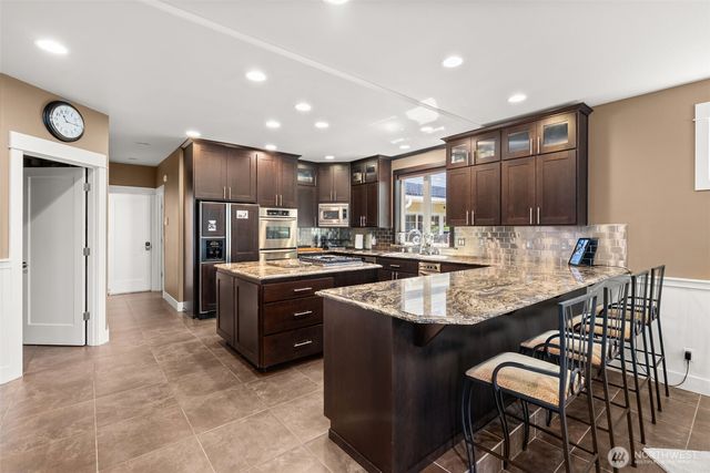 3512 197th Avenue Ct E, Lake Tapps, WA 98391