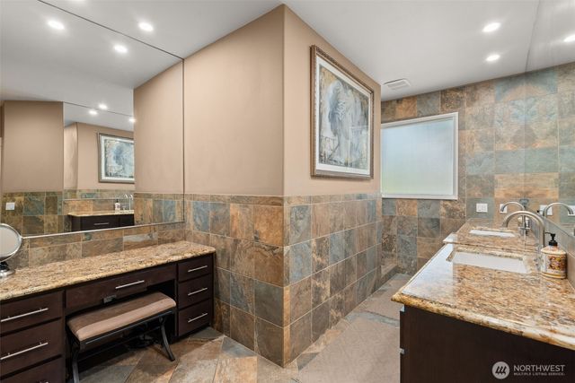 3512 197th Avenue Ct E, Lake Tapps, WA 98391