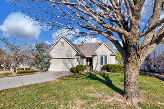 12610 E Bradford Cir, Wichita, KS 67206