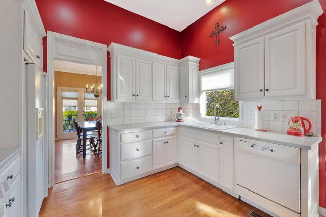 12610 E Bradford Cir, Wichita, KS 67206