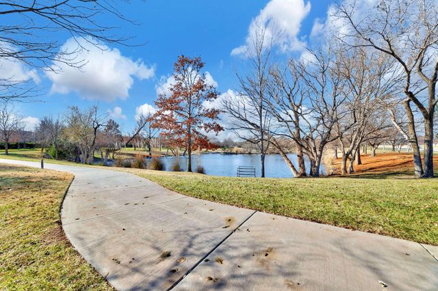 12610 E Bradford Cir, Wichita, KS 67206