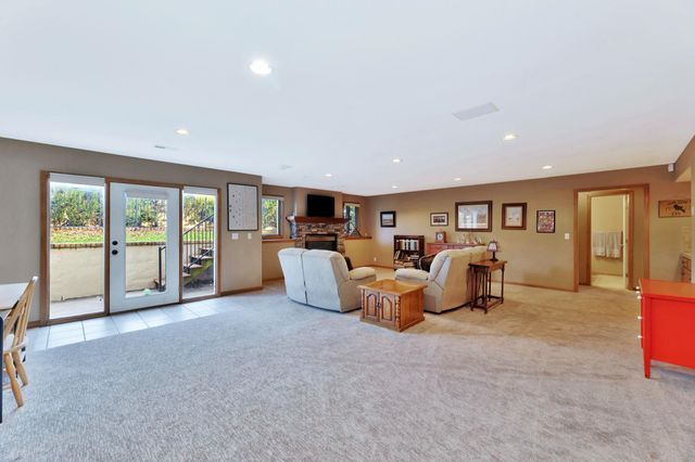 12610 E Bradford Cir, Wichita, KS 67206