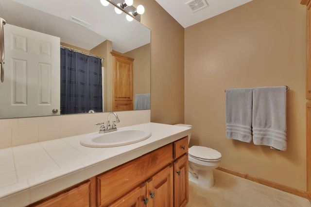 12610 E Bradford Cir, Wichita, KS 67206