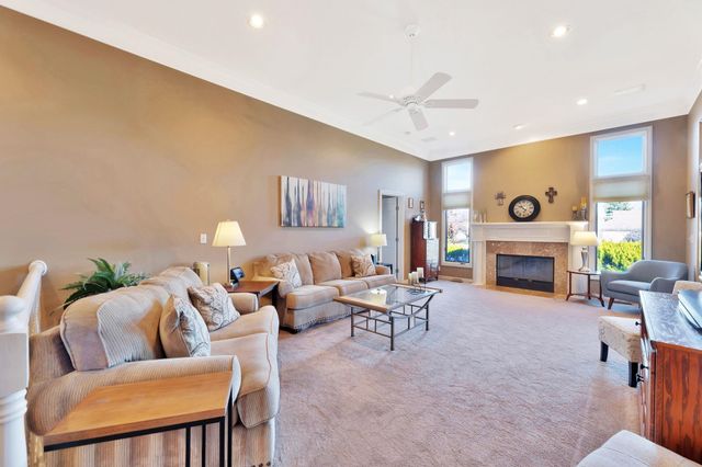 12610 E Bradford Cir, Wichita, KS 67206