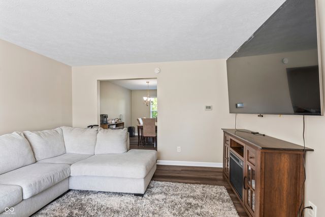 420 Paddock Road, Greenwood, IN 46142