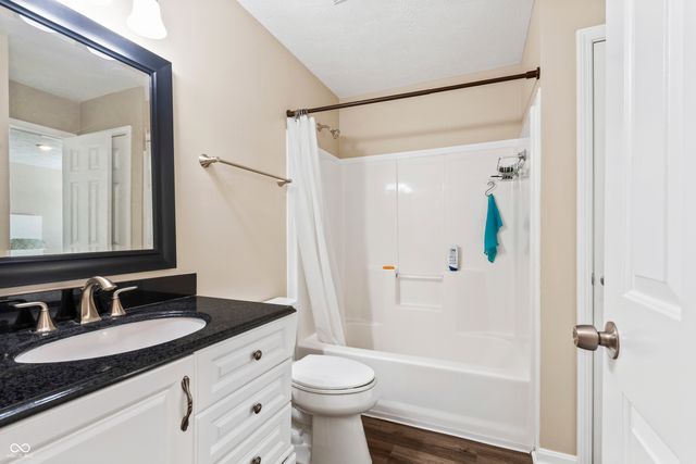 420 Paddock Road, Greenwood, IN 46142