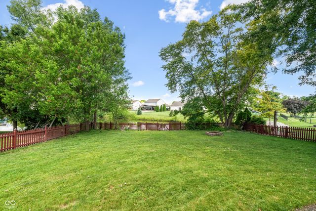 420 Paddock Road, Greenwood, IN 46142